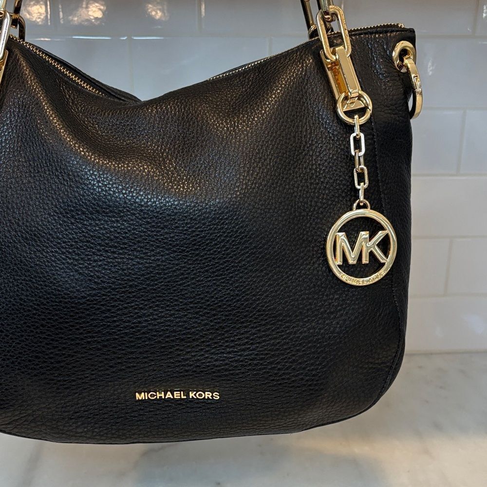 Michael Kors Black Pebbled Leather Shoulder Bag with Gold Hardware - Picture 3 of 16